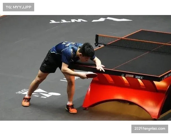 科斯塔与穆尔扎卡诺夫站立对攻三回合,升重首战展现惊人抗击打 科斯塔与穆尔扎卡诺夫站立对攻三回合,升重首战展现惊人抗击打